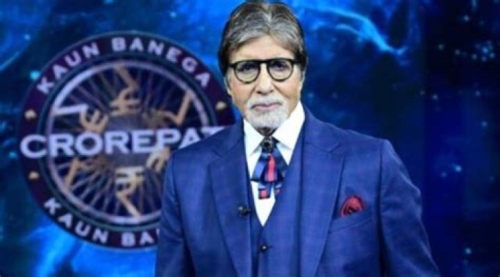 
Amitabh Bachchan joins the shoot of Kaun Banega Crorepati 14 after testing Covid negative 